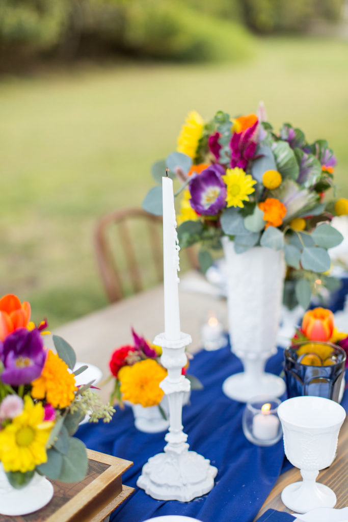 Touch of Whimsy is a New Braunfels Florist creating beautiful and unique wedding flowers for the Texas Hill Country. Photography by Pine and Blossom and styling by Hamilton Wedding Finishings